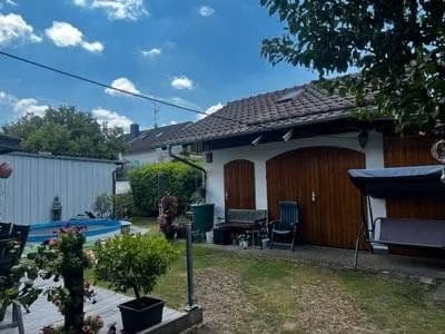 Predaj domu 730 m², pozemok 730 m², Straubing, Bavorsko Predaj domu 730 m², pozemok 730 m², Straubing, Bavorsko