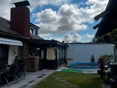 Predaj domu 730 m², pozemok 730 m², Straubing, Bavorsko Predaj domu 730 m², pozemok 730 m², Straubing, Bavorsko