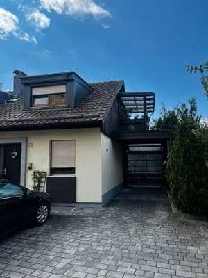 Predaj domu 730 m², pozemok 730 m², Straubing, Bavorsko Predaj domu 730 m², pozemok 730 m², Straubing, Bavorsko