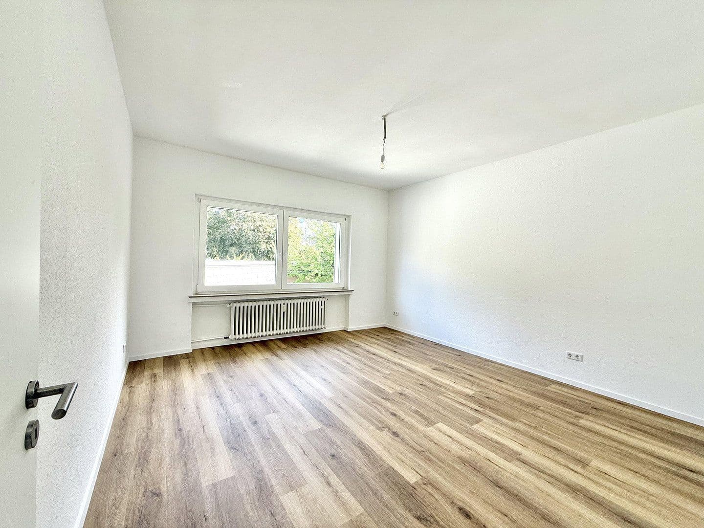 Predaj bytu 3-izbový 96 m², Essen, Severné Porýnie - Westfálsko Predaj bytu 3-izbový 96 m², Essen, Severné Porýnie - Westfálsko