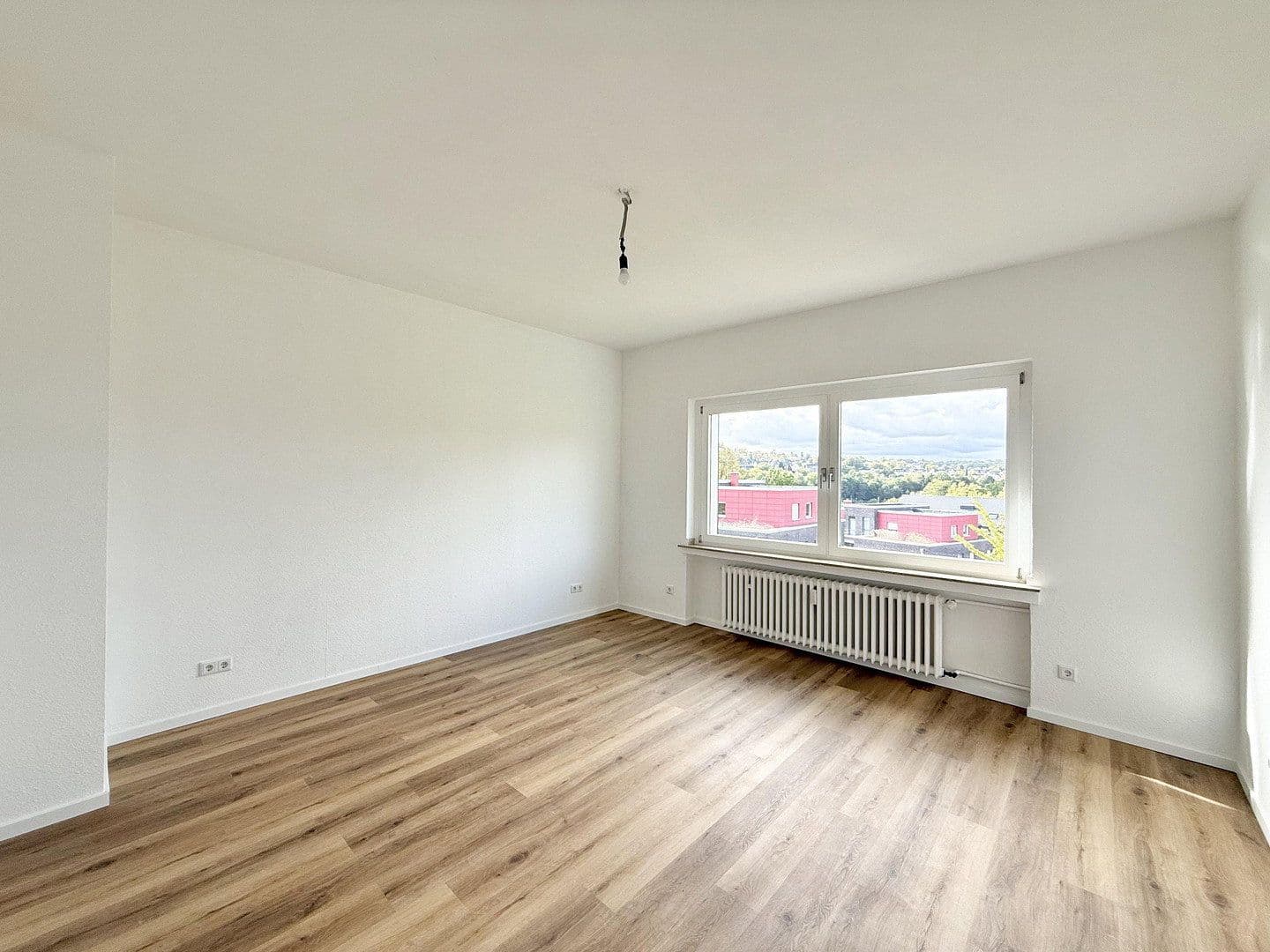 Predaj bytu 3-izbový 96 m², Essen, Severné Porýnie - Westfálsko Predaj bytu 3-izbový 96 m², Essen, Severné Porýnie - Westfálsko