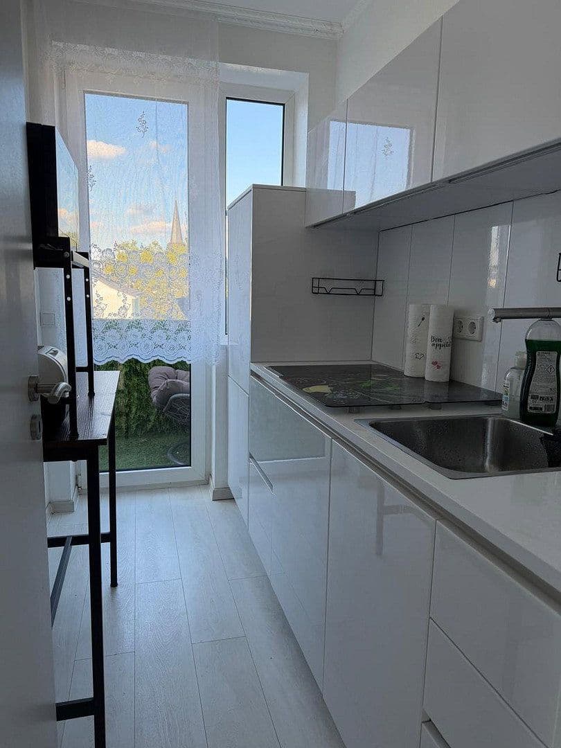Prenájom bytu 2-izbový 58 m², Düsseldorf, Severné Porýnie - Westfálsko Prenájom bytu 2-izbový 58 m², Düsseldorf, Severné Porýnie - Westfálsko