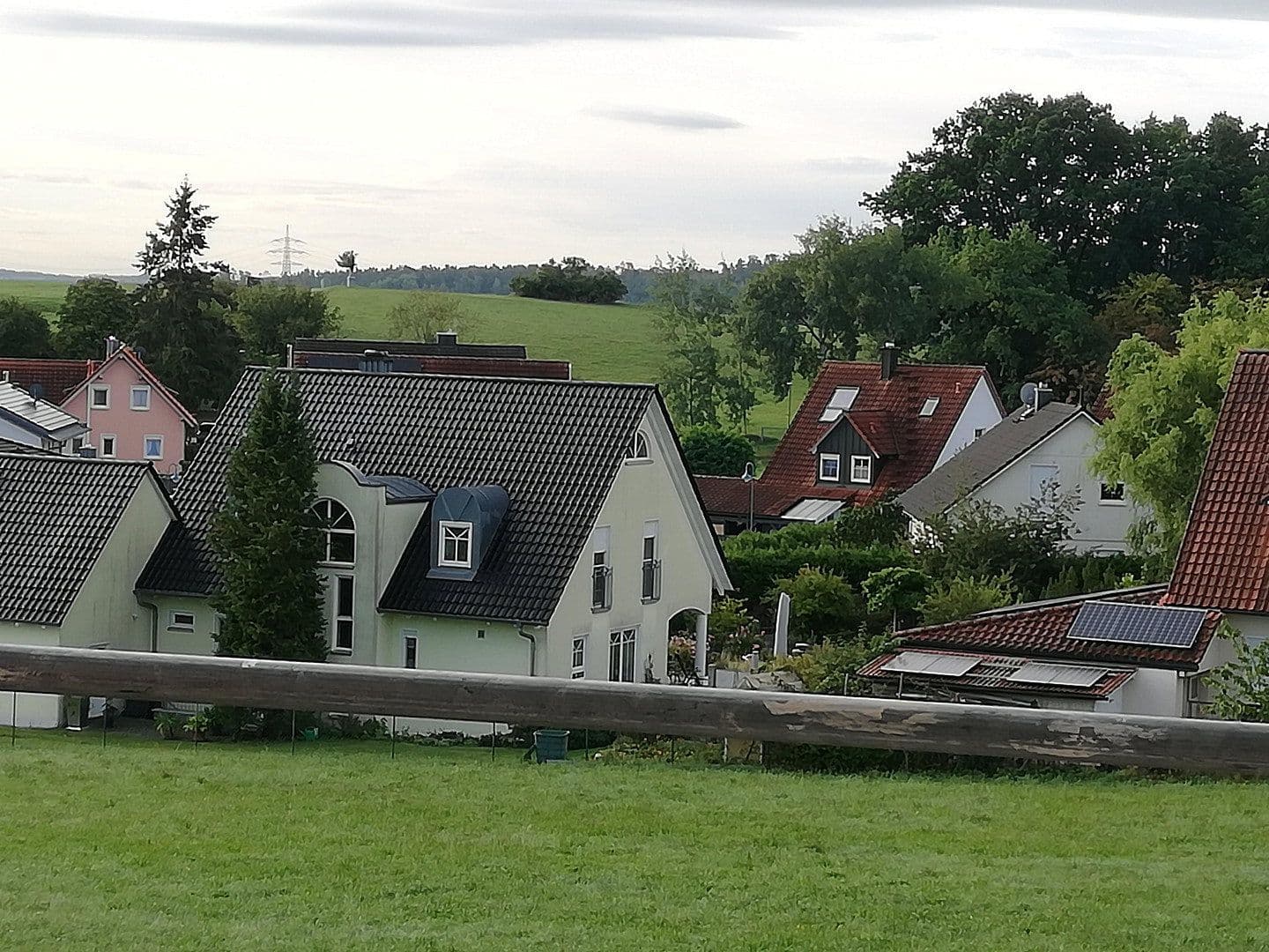 Prenájom domu 122 m², pozemok 553 m², Heroldsbach, Bavorsko Prenájom domu 122 m², pozemok 553 m², Heroldsbach, Bavorsko