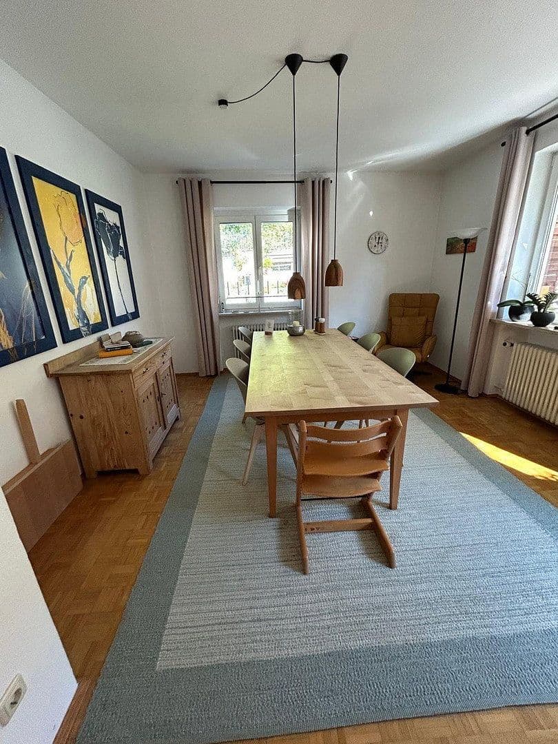 Prenájom bytu 5-izbový 120 m², Füssener Straße 84, Kempten (Allgäu), Bavorsko Prenájom bytu 5-izbový 120 m², Füssener Straße 84, Kempten (Allgäu), Bavorsko