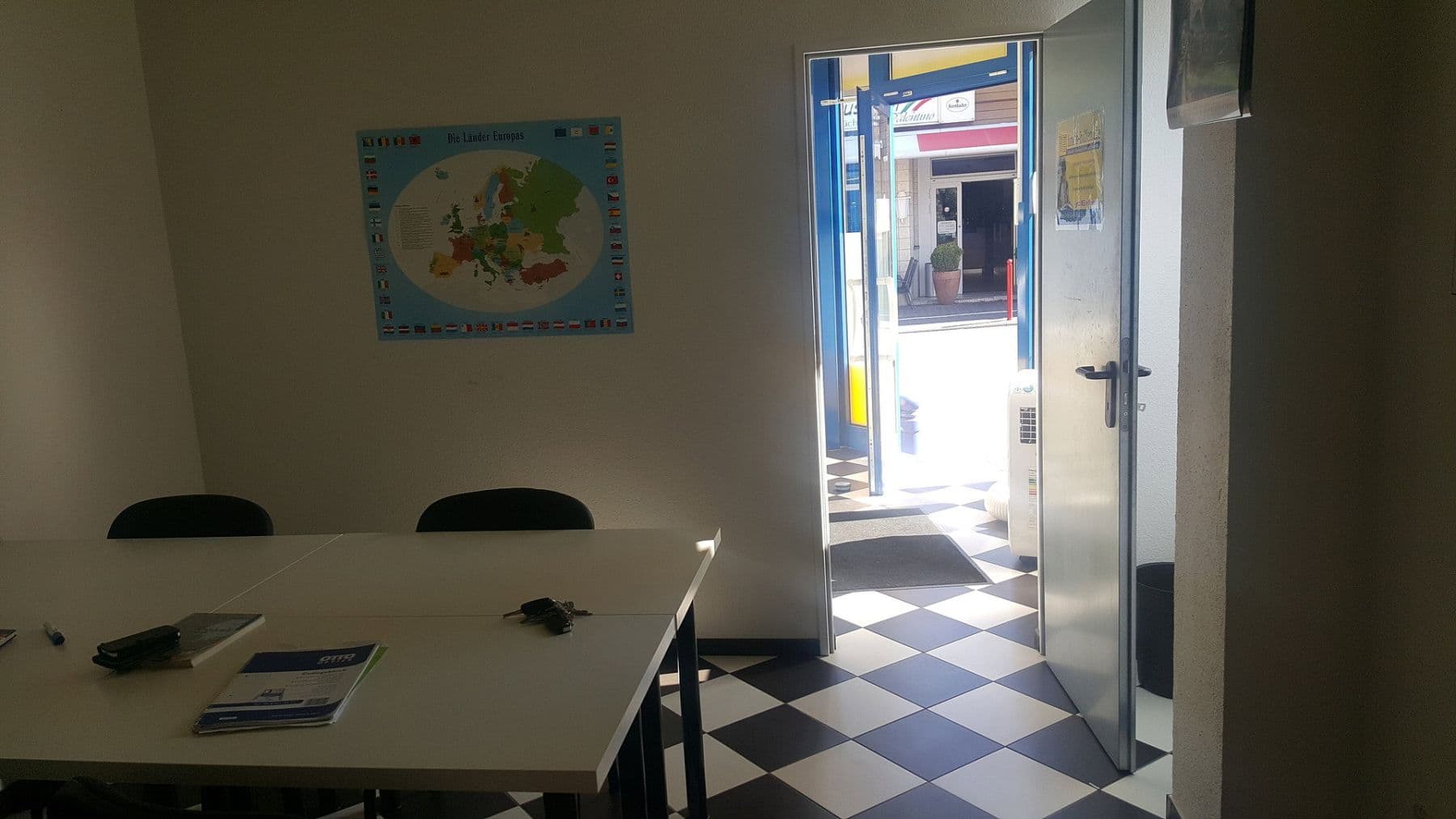 Prenájom kancelárie 33 m², Neustadt (Wied), Porýnie-Falcko Prenájom kancelárie 33 m², Neustadt (Wied), Porýnie-Falcko