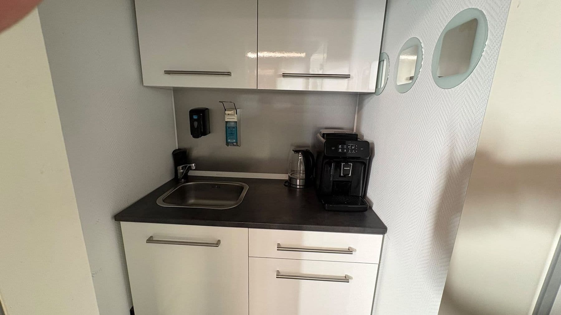 Prenájom kancelárie 33 m², Neustadt (Wied), Porýnie-Falcko Prenájom kancelárie 33 m², Neustadt (Wied), Porýnie-Falcko