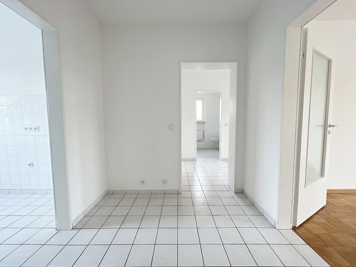 Prenájom bytu 3-izbový 82 m², Otto-Brenner-Straße 144, Bielefeld, Severné Porýnie - Westfálsko Prenájom bytu 3-izbový 82 m², Otto-Brenner-Straße 144, Bielefeld, Severné Porýnie - Westfálsko