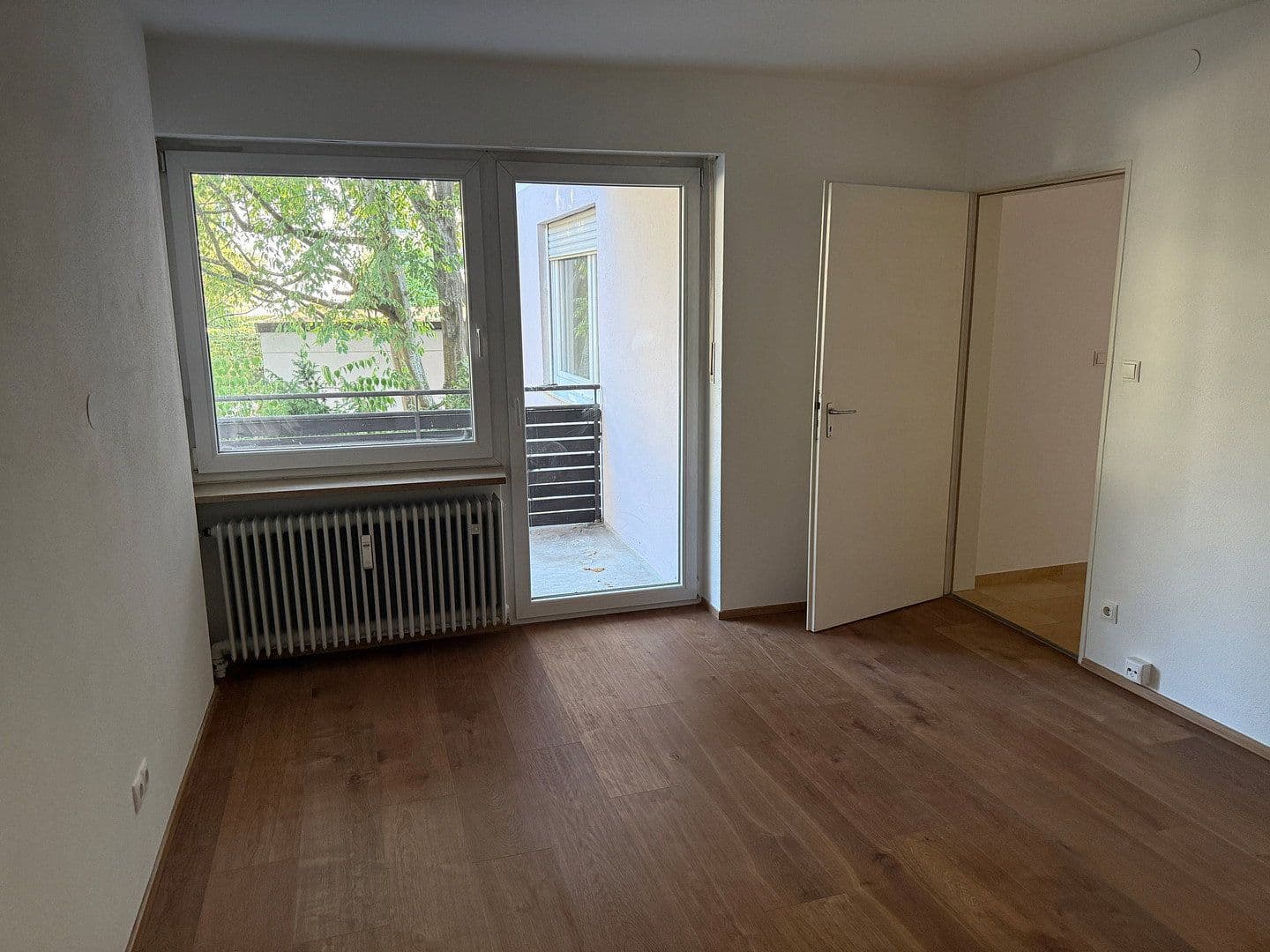 Prenájom bytu 4-izbový 109 m², Lessingstraße 10, Regensburg, Bavorsko Prenájom bytu 4-izbový 109 m², Lessingstraße 10, Regensburg, Bavorsko