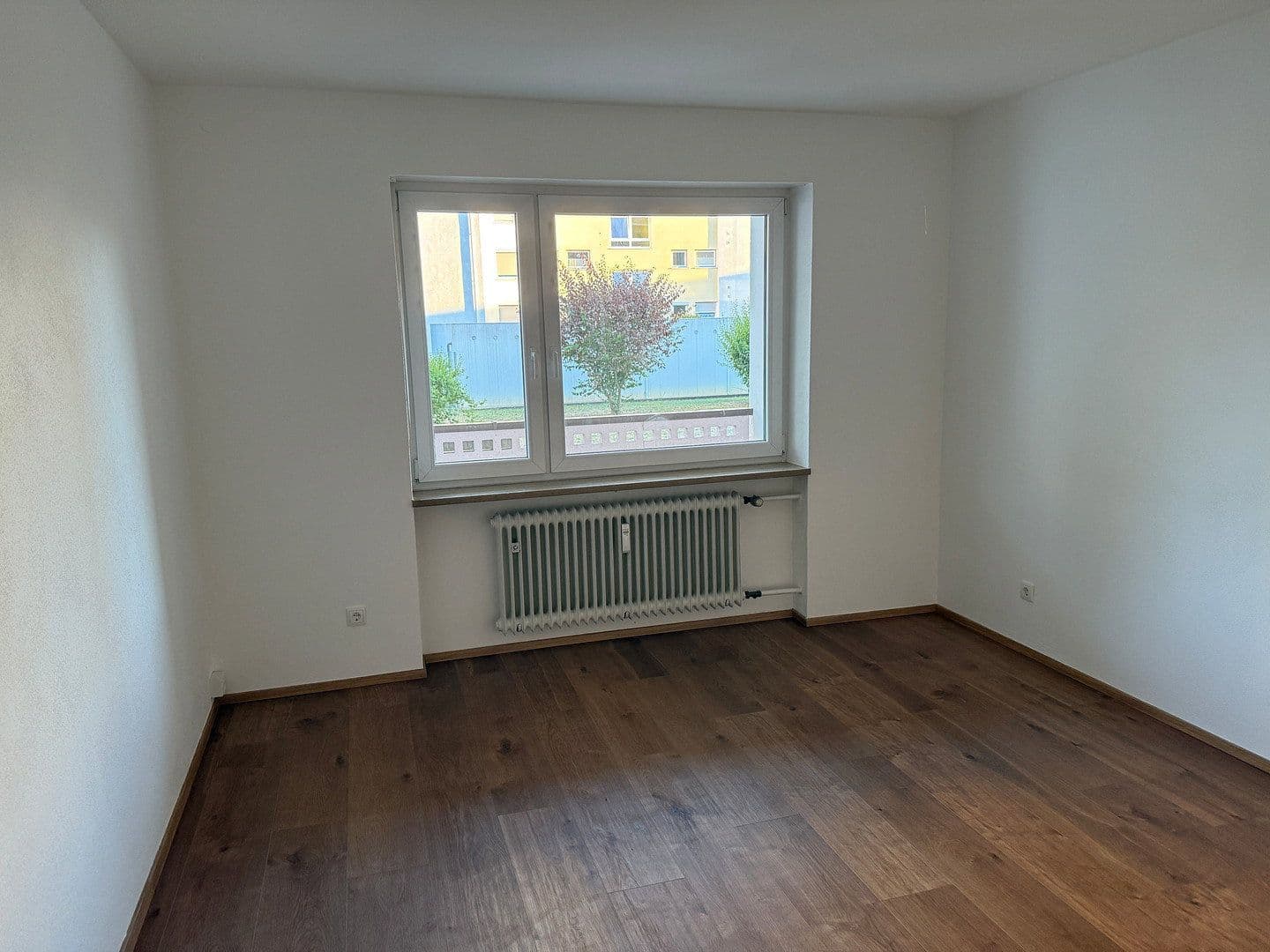 Prenájom bytu 4-izbový 109 m², Lessingstraße 10, Regensburg, Bavorsko Prenájom bytu 4-izbový 109 m², Lessingstraße 10, Regensburg, Bavorsko