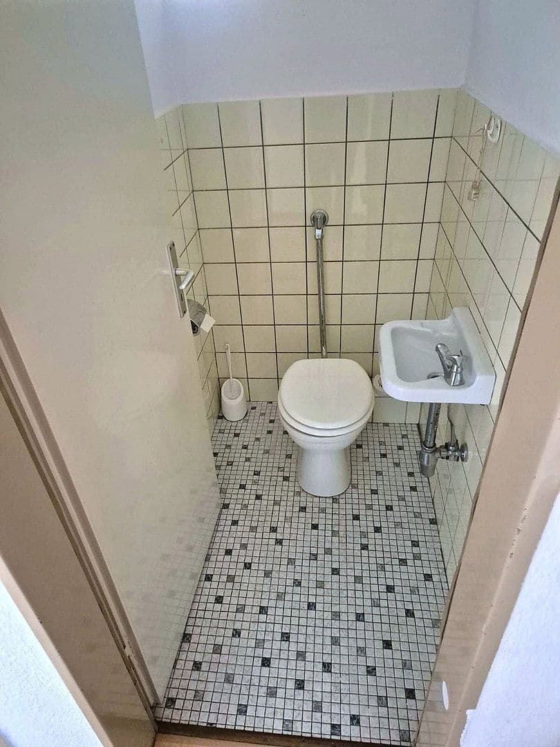 Prenájom bytu 2-izbový 65 m², Nürnberger Straße 13, Schnaittach, Bavorsko Prenájom bytu 2-izbový 65 m², Nürnberger Straße 13, Schnaittach, Bavorsko