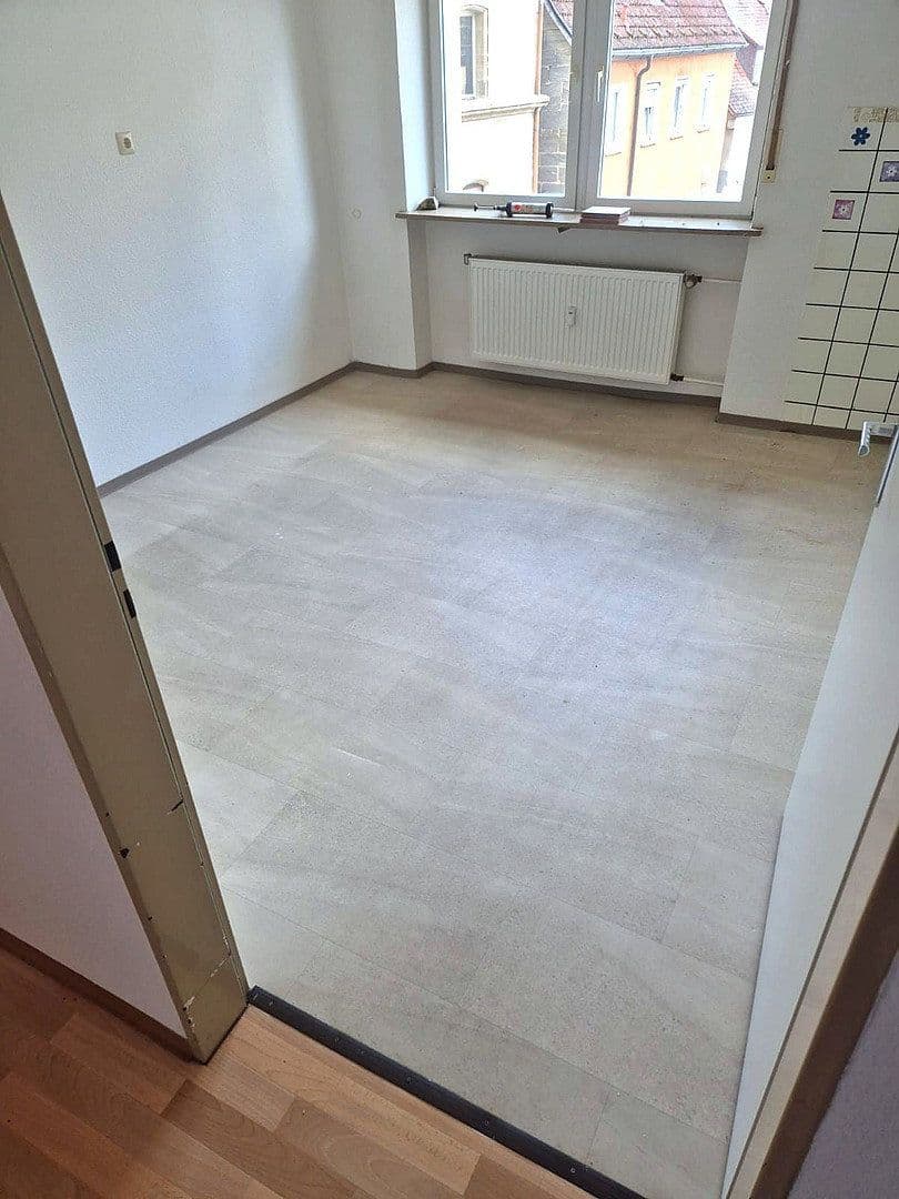 Prenájom bytu 2-izbový 65 m², Nürnberger Straße 13, Schnaittach, Bavorsko Prenájom bytu 2-izbový 65 m², Nürnberger Straße 13, Schnaittach, Bavorsko