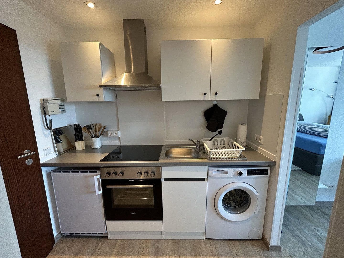Prenájom bytu 1-izbový 23 m², Plieninger Straße 100, Stuttgart Möhringen, Bádensko-Wurttembersko Prenájom bytu 1-izbový 23 m², Plieninger Straße 100, Stuttgart Möhringen, Bádensko-Wurttembersko