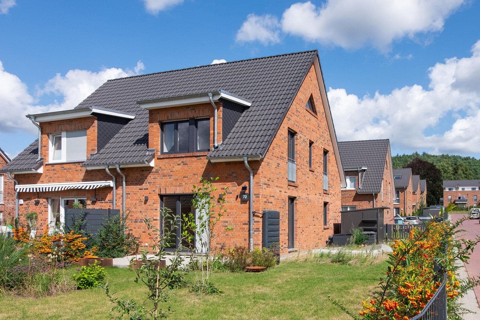 Prenájom domu 127 m², pozemok 389 m², Weidentrift, Geesthacht, Šlezvicko-Holštajnsko Prenájom domu 127 m², pozemok 389 m², Weidentrift, Geesthacht, Šlezvicko-Holštajnsko