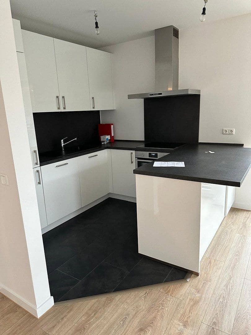 Prenájom bytu 3-izbový 89 m², Zum Jugendheim 2, Seevetal, Dolné Sasko Prenájom bytu 3-izbový 89 m², Zum Jugendheim 2, Seevetal, Dolné Sasko