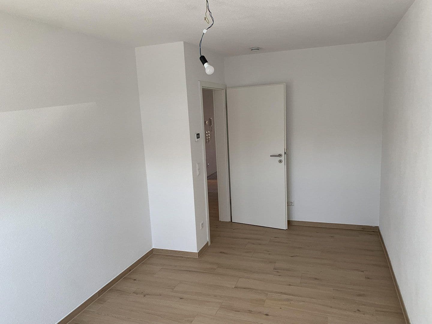 Prenájom bytu 3-izbový 79 m², Schillerstraße 32, Eislingen/Fils, Bádensko-Wurttembersko Prenájom bytu 3-izbový 79 m², Schillerstraße 32, Eislingen/Fils, Bádensko-Wurttembersko