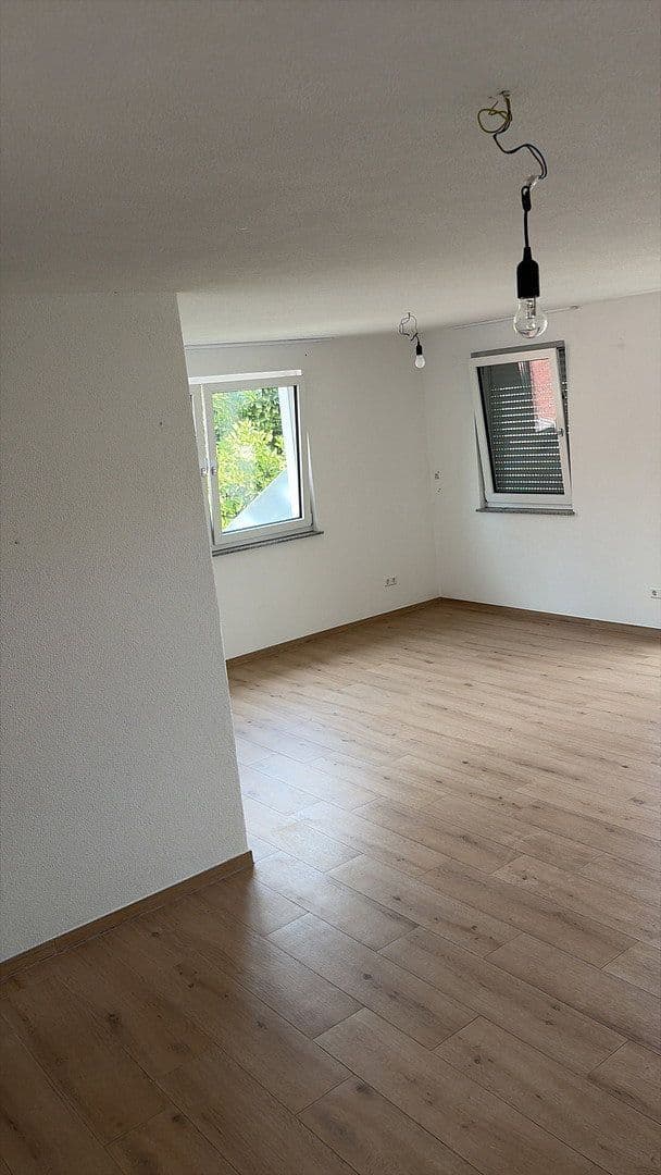 Prenájom bytu 3-izbový 79 m², Schillerstraße 32, Eislingen/Fils, Bádensko-Wurttembersko Prenájom bytu 3-izbový 79 m², Schillerstraße 32, Eislingen/Fils, Bádensko-Wurttembersko