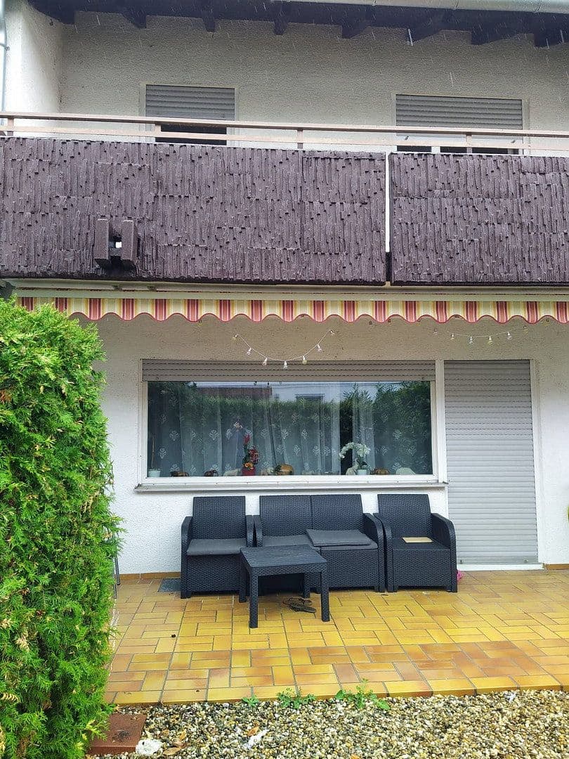 Prenájom domu 156 m², pozemok 138 m², Edingen-Neckarhausen, Bádensko-Wurttembersko Prenájom domu 156 m², pozemok 138 m², Edingen-Neckarhausen, Bádensko-Wurttembersko