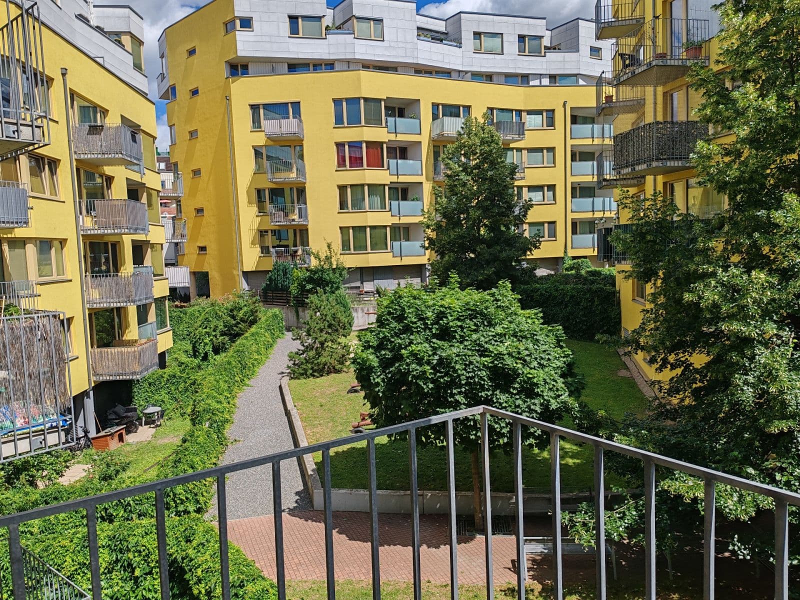 Prenájom bytu 1-izbový 46 m², Jeseniova, Praha, Praha Prenájom bytu 1-izbový 46 m², Jeseniova, Praha, Praha