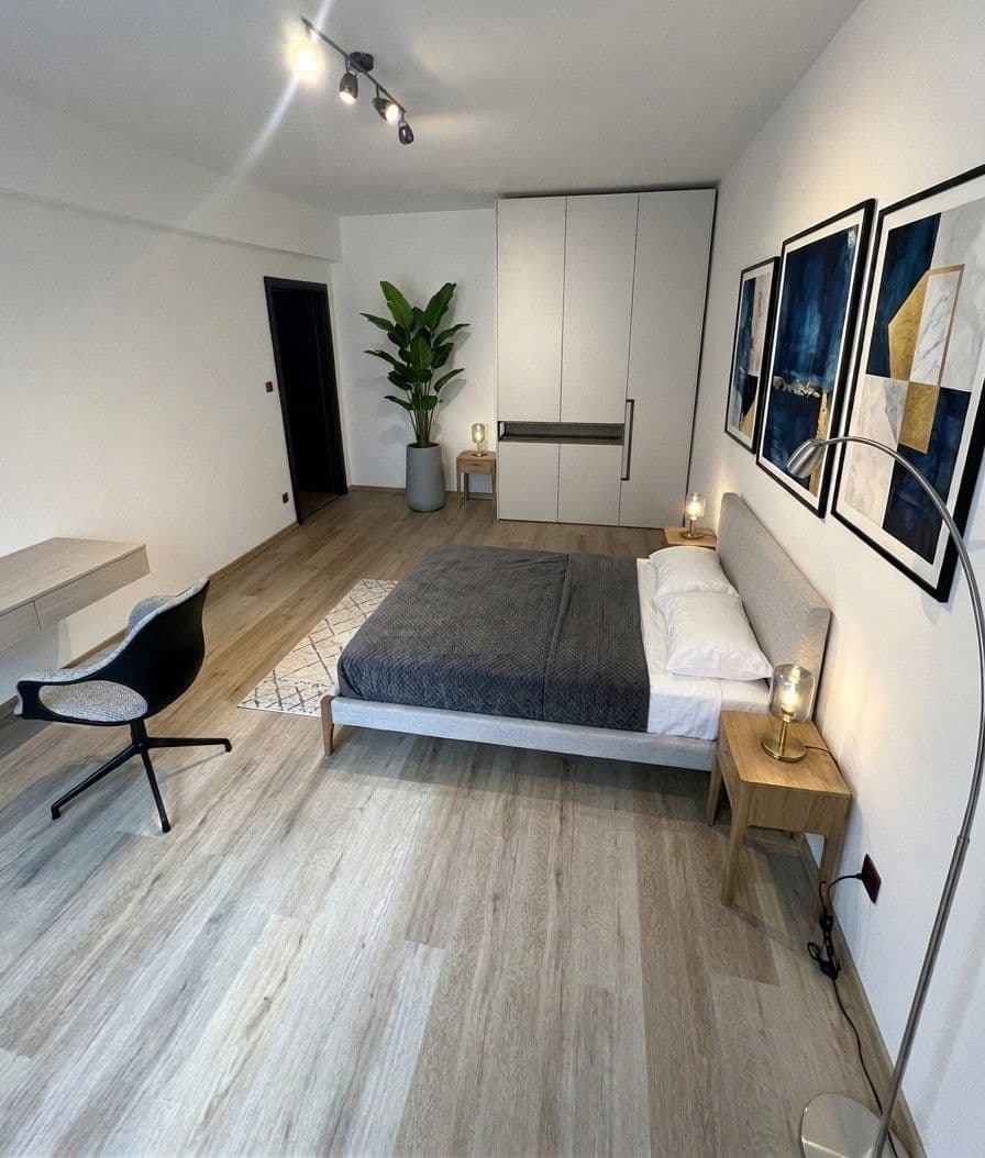 Predaj bytu 1-izbový 40 m², Sokolská, Praha, Praha Predaj bytu 1-izbový 40 m², Sokolská, Praha, Praha