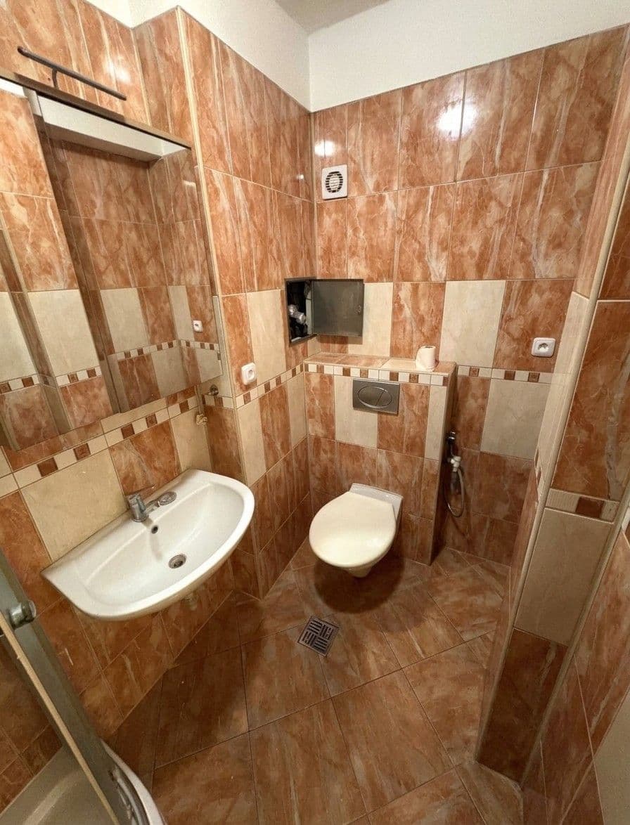 Predaj bytu 1-izbový 40 m², Sokolská, Praha, Praha Predaj bytu 1-izbový 40 m², Sokolská, Praha, Praha