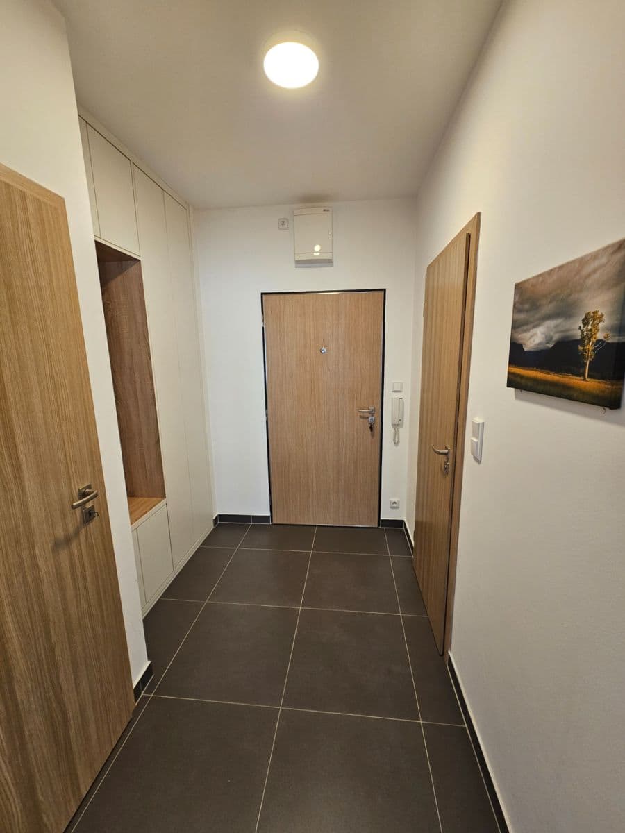 Prenájom bytu 2-izbový 53 m², Kardausova, Praha, Praha Prenájom bytu 2-izbový 53 m², Kardausova, Praha, Praha