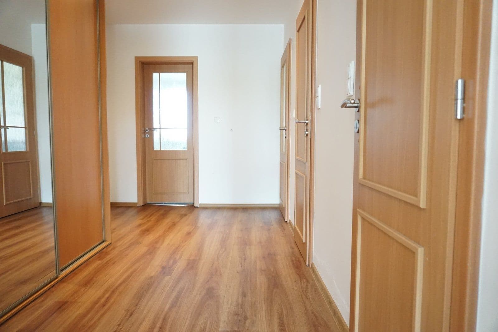 Prenájom bytu 3-izbový 73 m², Vazovova, Praha, Praha Prenájom bytu 3-izbový 73 m², Vazovova, Praha, Praha