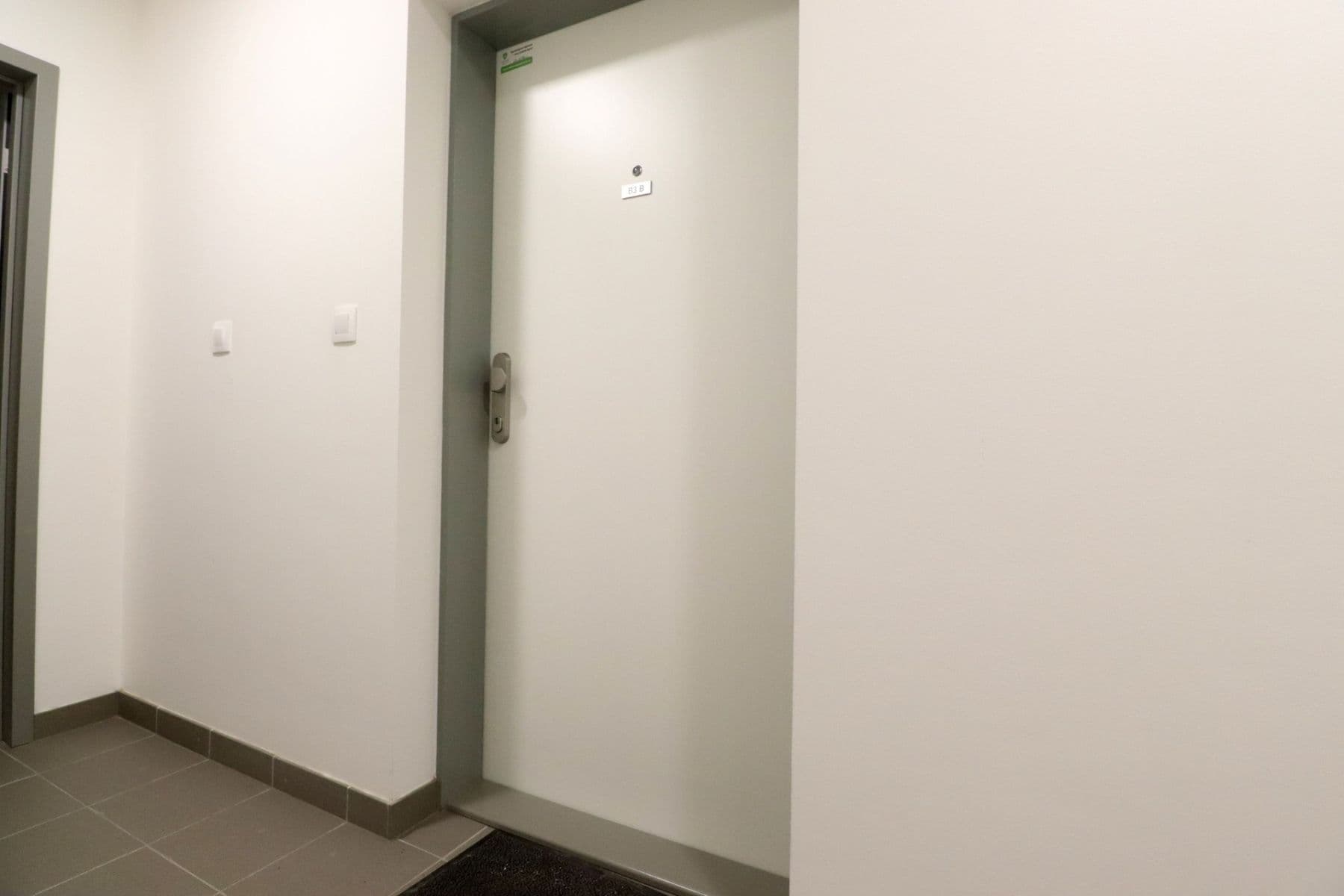 Prenájom bytu 2-izbový 53 m², Velvarská, Horoměřice, Středočeský kraj Prenájom bytu 2-izbový 53 m², Velvarská, Horoměřice, Středočeský kraj