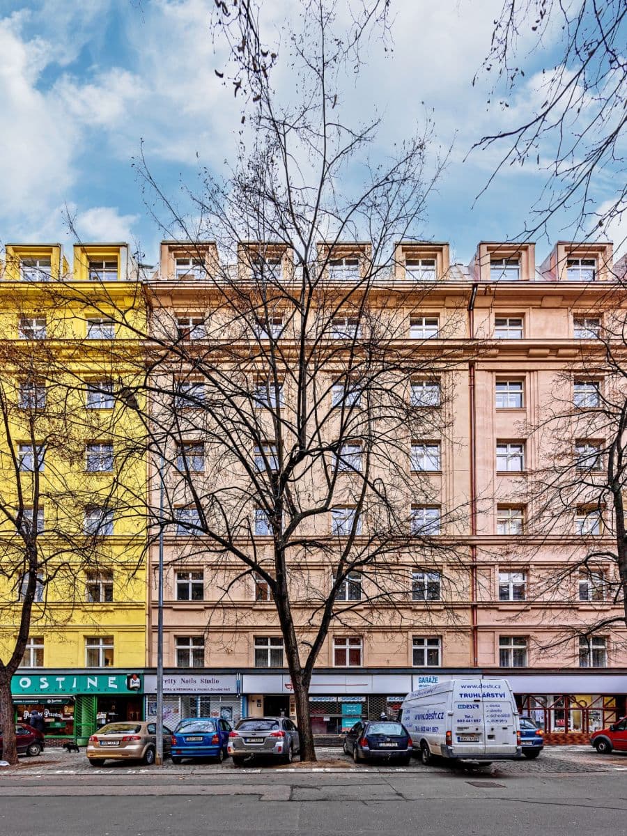 Prenájom bytu 3-izbový 110 m², Lucemburská, Praha, Praha Prenájom bytu 3-izbový 110 m², Lucemburská, Praha, Praha