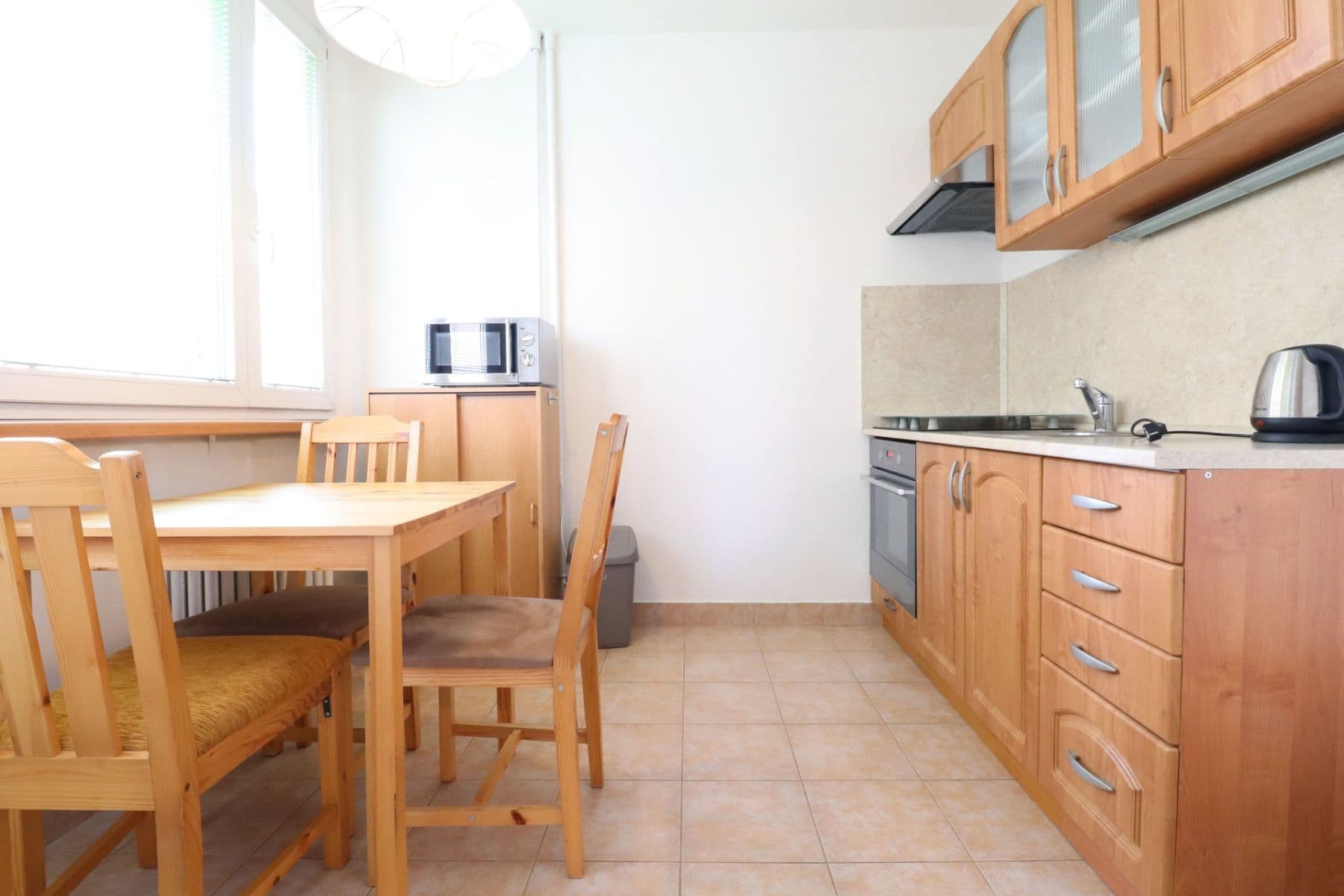 Prenájom bytu 1-izbový 44 m², Jana Švermy, Benešov, Středočeský kraj Prenájom bytu 1-izbový 44 m², Jana Švermy, Benešov, Středočeský kraj