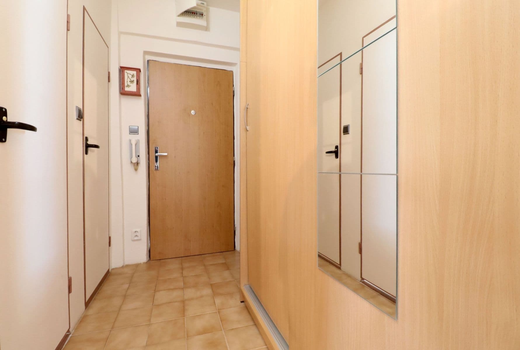 Prenájom bytu 1-izbový 44 m², Jana Švermy, Benešov, Středočeský kraj Prenájom bytu 1-izbový 44 m², Jana Švermy, Benešov, Středočeský kraj