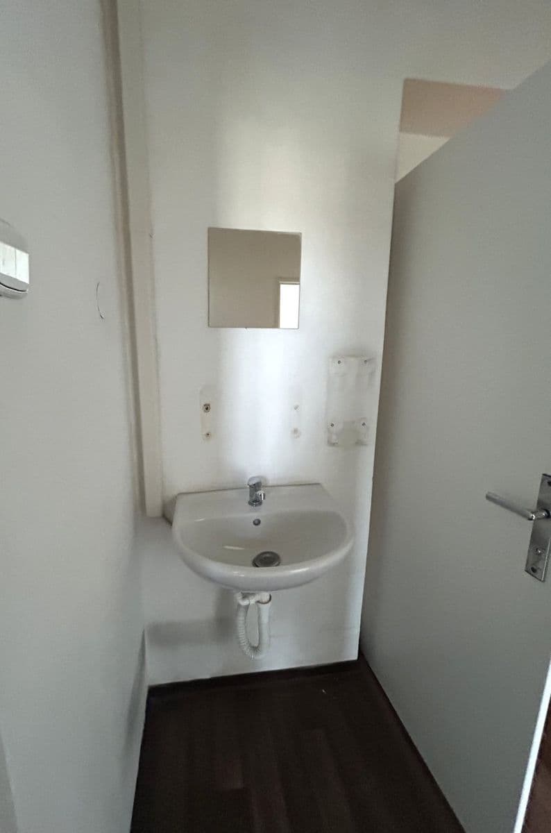 Prenájom nebytového priestoru 21 m², Sokolská, Praha, Praha Prenájom nebytového priestoru 21 m², Sokolská, Praha, Praha