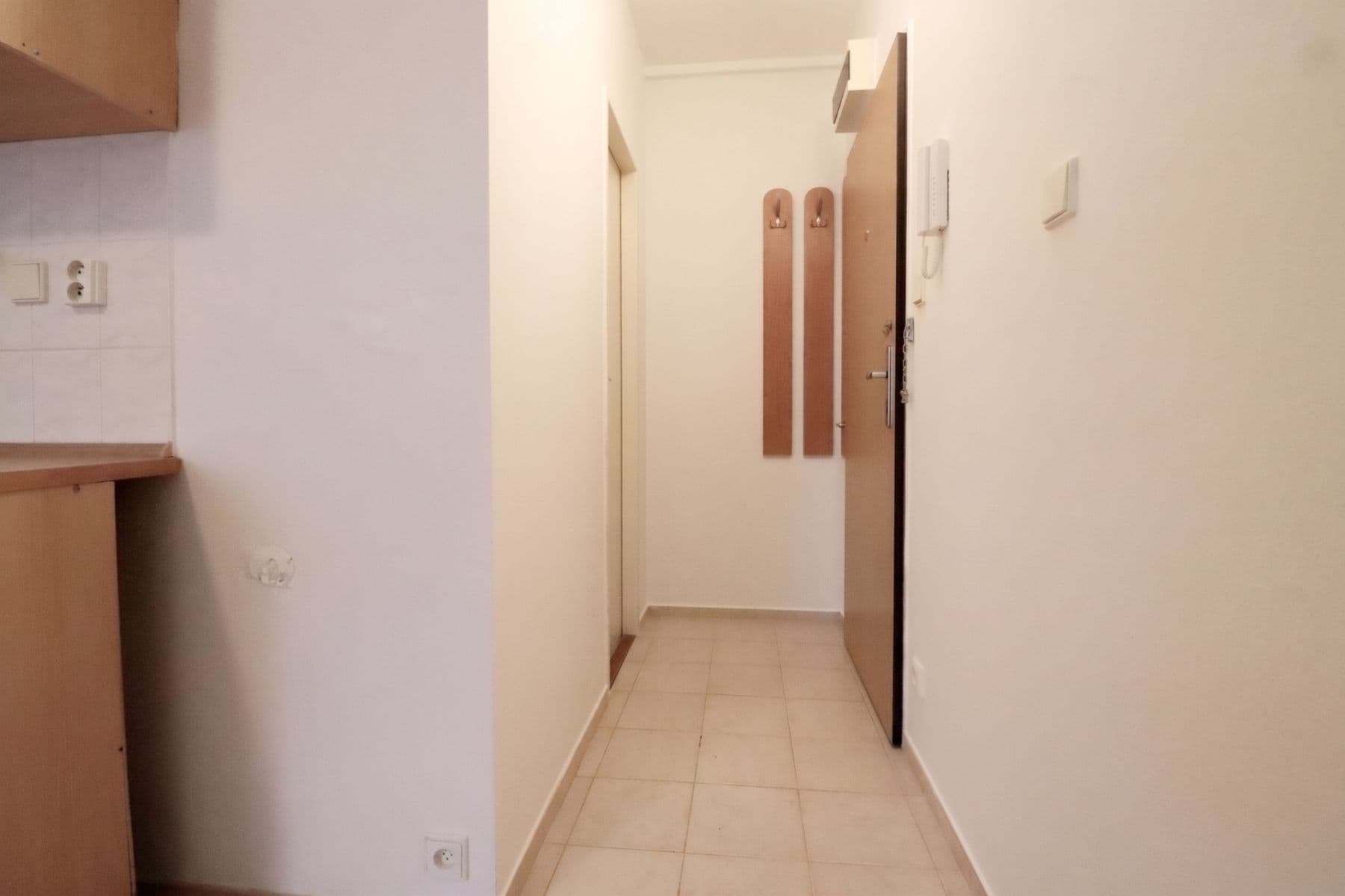 Prenájom bytu 1-izbový 25 m², Jílovská, Praha, Praha Prenájom bytu 1-izbový 25 m², Jílovská, Praha, Praha