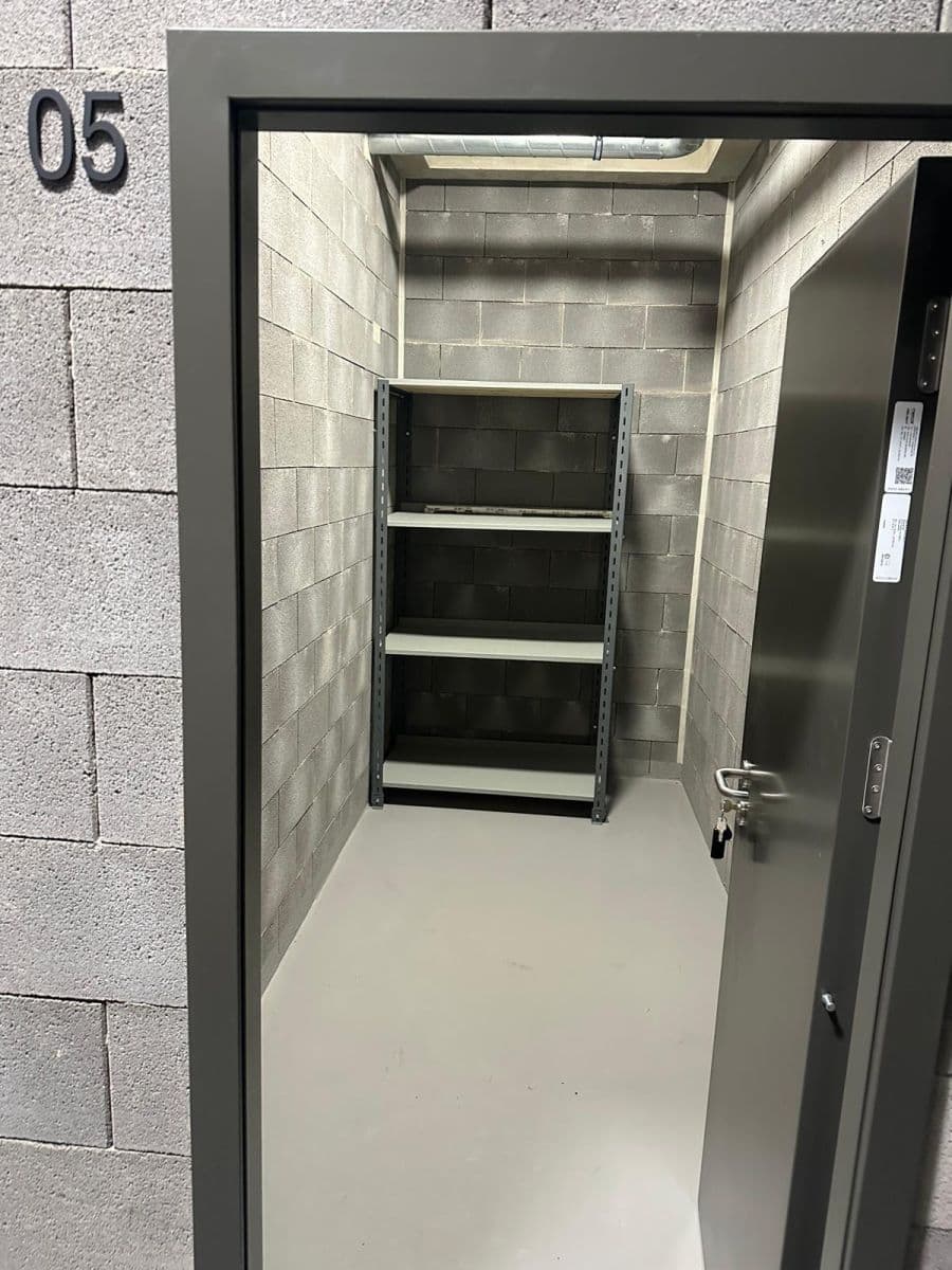 Predaj bytu 2-izbový 61 m², Hodonínská, Praha, Praha Predaj bytu 2-izbový 61 m², Hodonínská, Praha, Praha