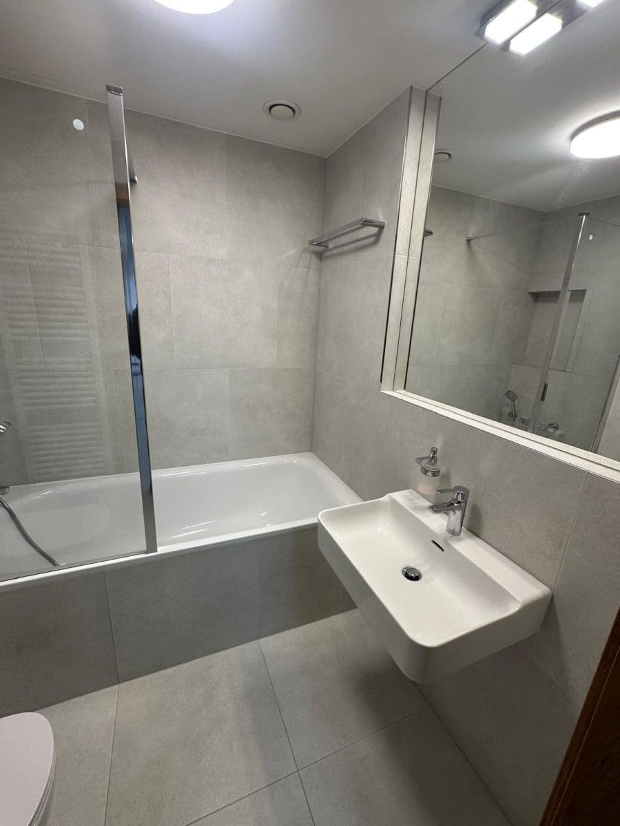 Predaj bytu 2-izbový 61 m², Hodonínská, Praha, Praha Predaj bytu 2-izbový 61 m², Hodonínská, Praha, Praha