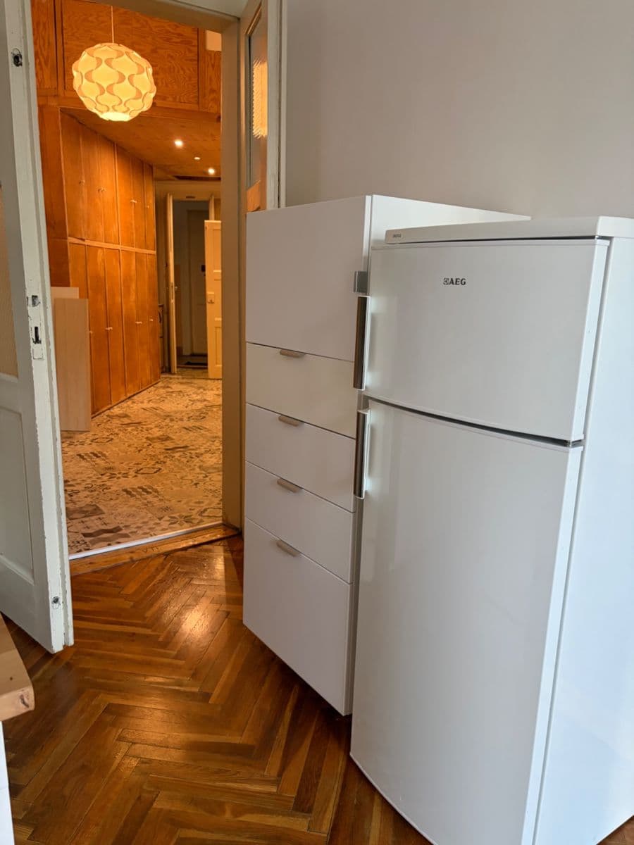 Prenájom bytu 3-izbový 94 m², Bulharská, Praha, Praha Prenájom bytu 3-izbový 94 m², Bulharská, Praha, Praha
