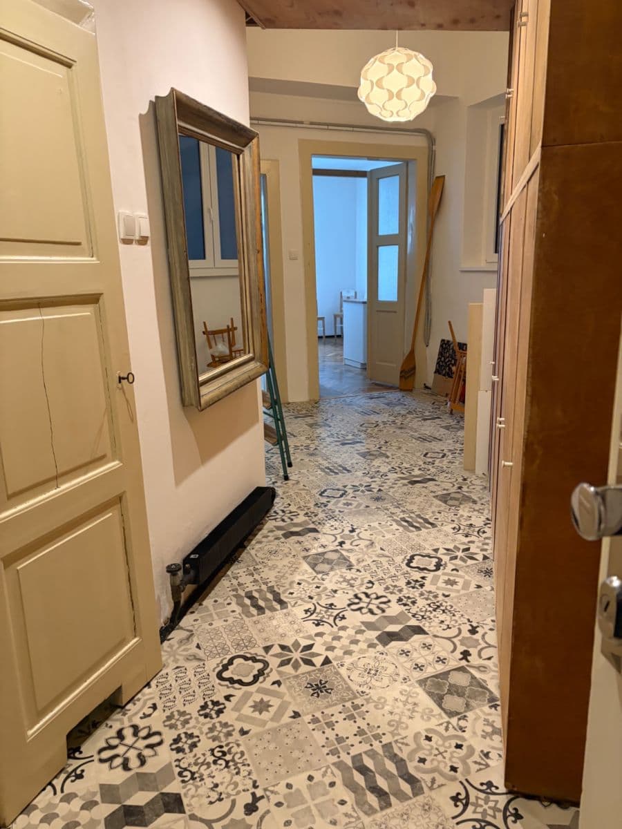 Prenájom bytu 3-izbový 94 m², Bulharská, Praha, Praha Prenájom bytu 3-izbový 94 m², Bulharská, Praha, Praha