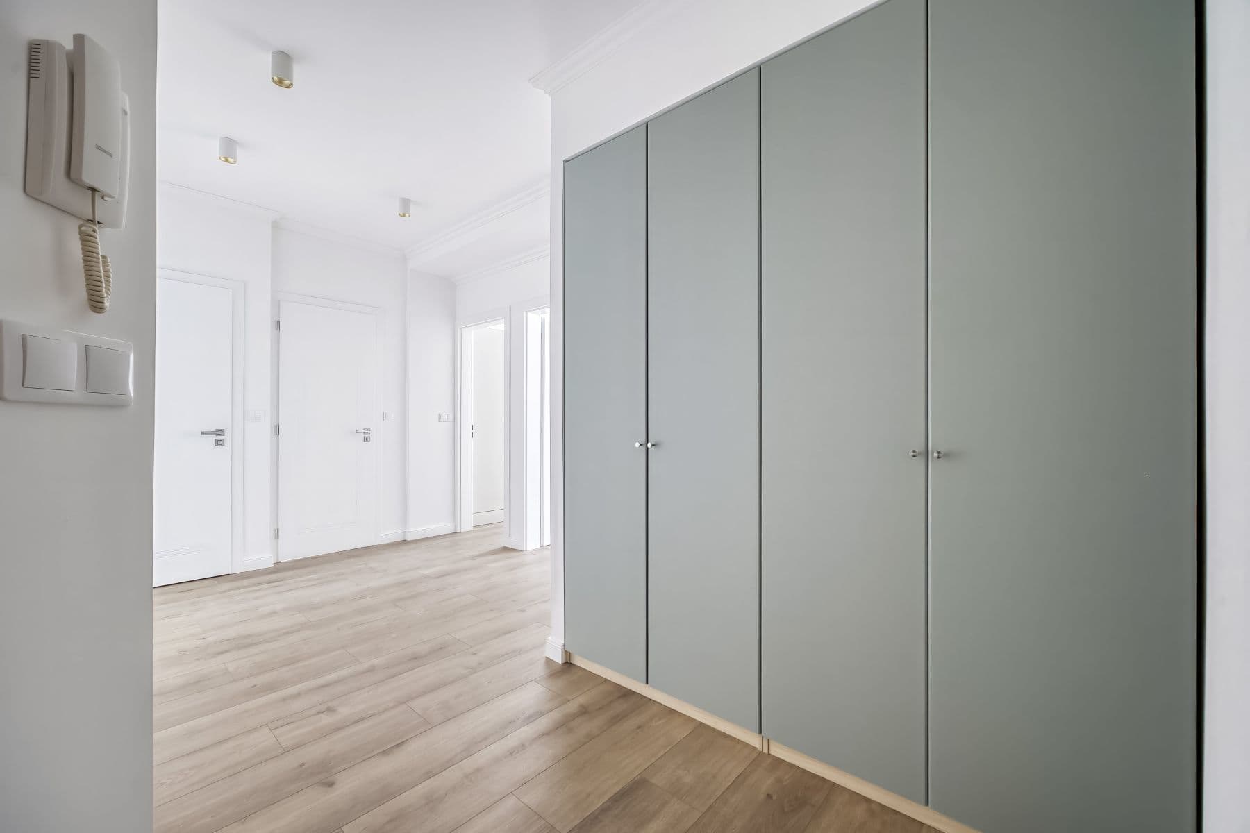 Prenájom bytu 55 m², Doudlebská, Praha, Praha Prenájom bytu 55 m², Doudlebská, Praha, Praha