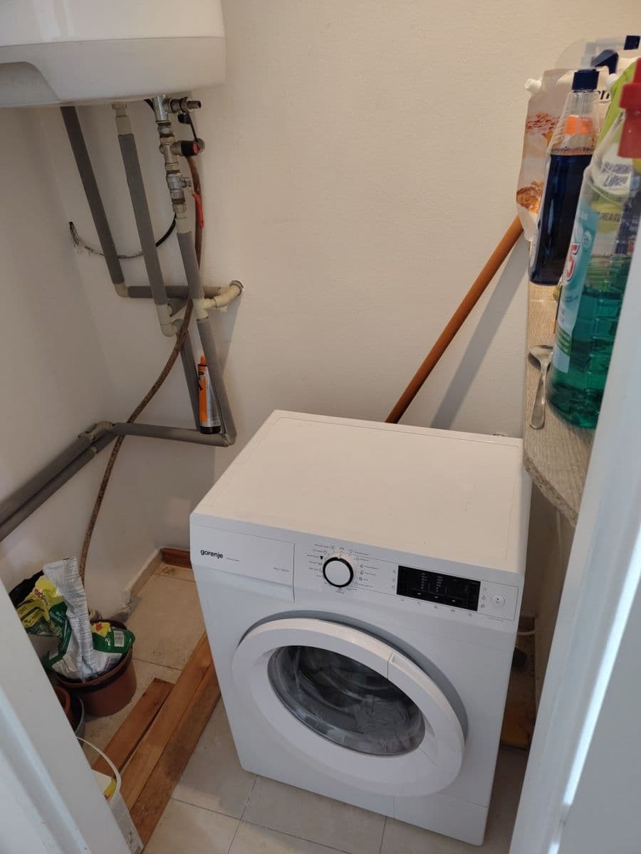 Prenájom bytu 1-izbový 44 m², Seifertova, Praha, Praha Prenájom bytu 1-izbový 44 m², Seifertova, Praha, Praha