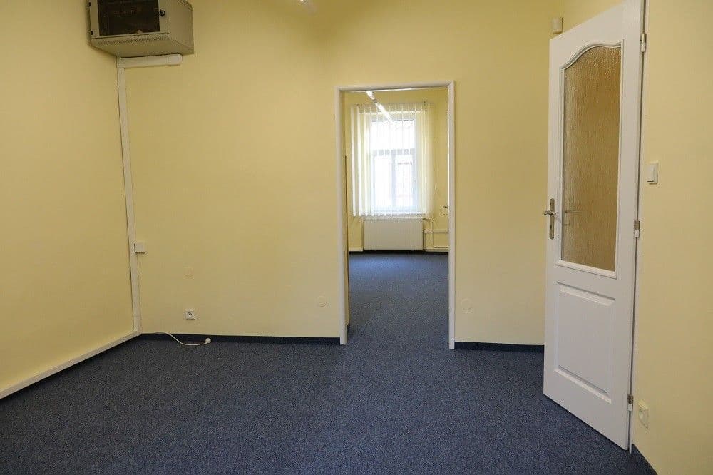 Prenájom kancelárie 92 m², Matěchova, Praha, Praha Prenájom kancelárie 92 m², Matěchova, Praha, Praha