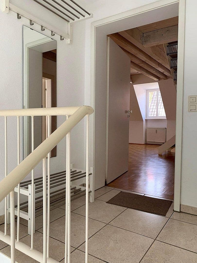 Prenájom bytu 3-izbový 100 m², Schloßbergstraße 21, Blieskastel, Sársko Prenájom bytu 3-izbový 100 m², Schloßbergstraße 21, Blieskastel, Sársko