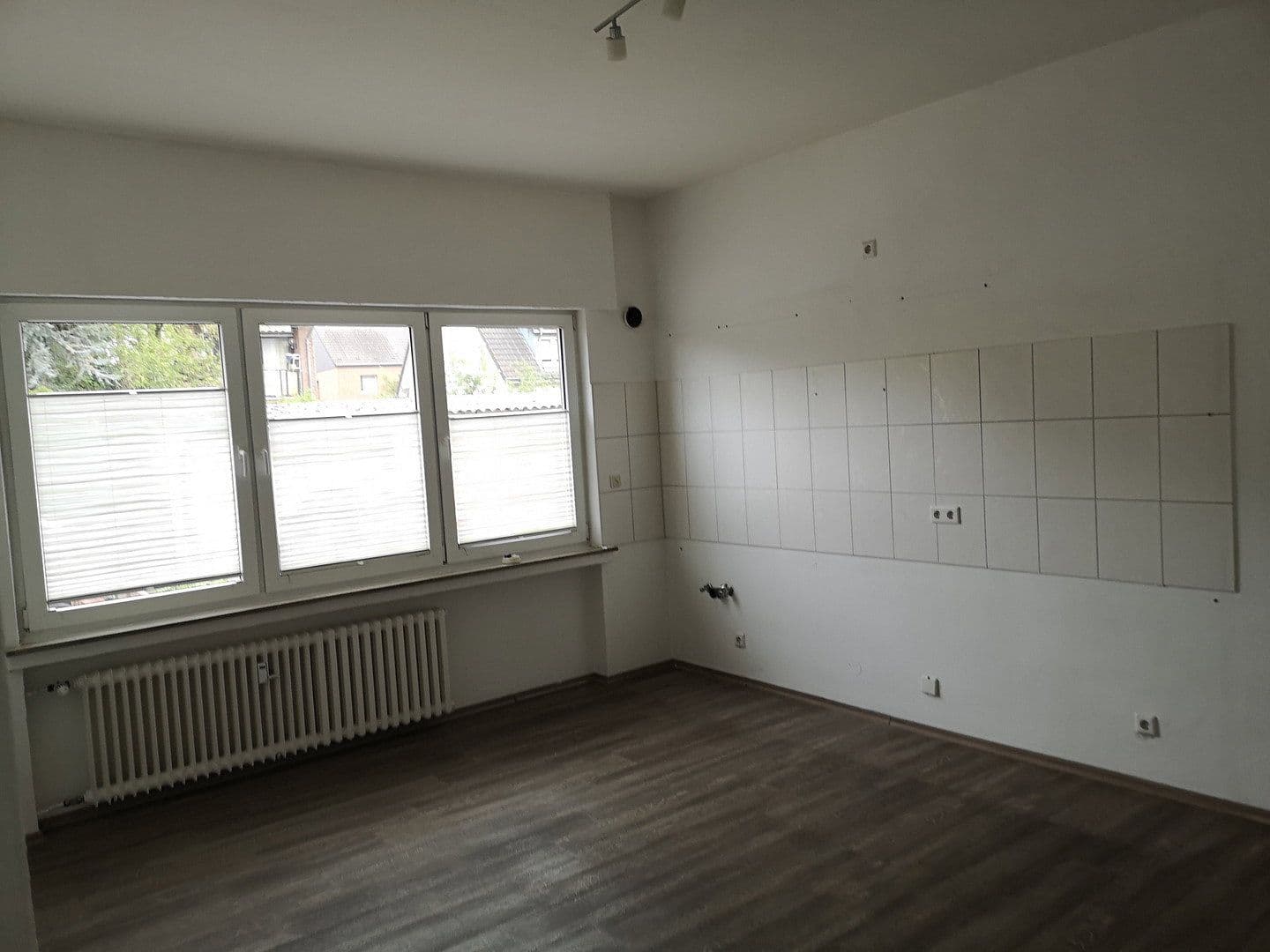 Prenájom bytu 166 m², Angermunder Straße 27, Duisburg-Großenbaum, Severné Porýnie - Westfálsko Prenájom bytu 166 m², Angermunder Straße 27, Duisburg-Großenbaum, Severné Porýnie - Westfálsko