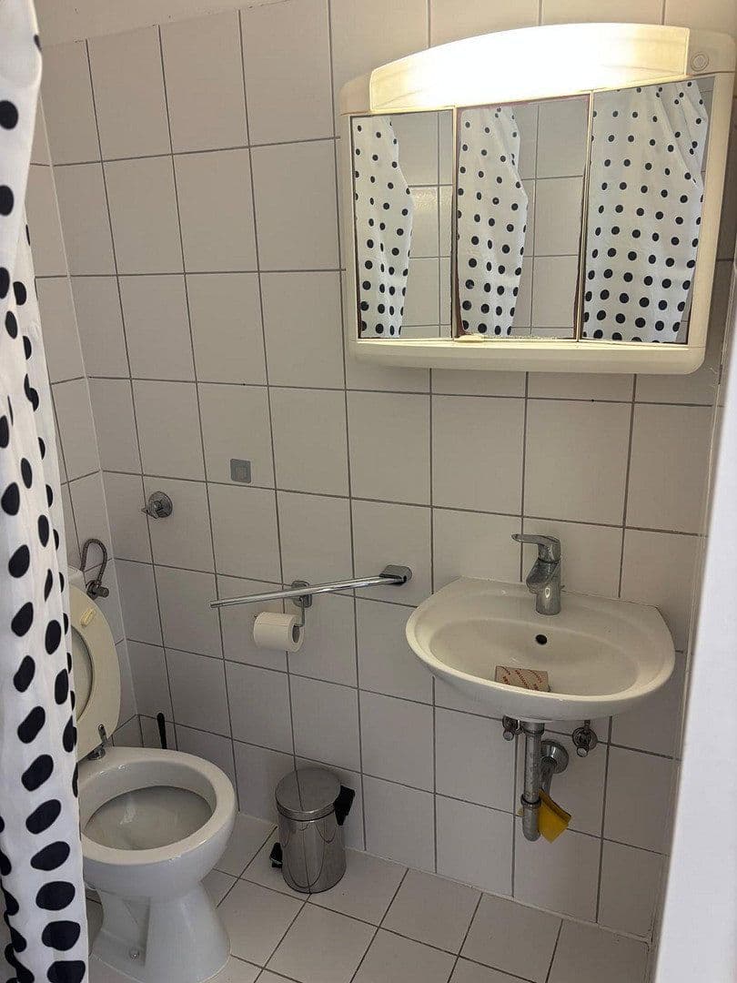 Prenájom bytu 1-izbový 20 m², Mannheim, Bádensko-Wurttembersko Prenájom bytu 1-izbový 20 m², Mannheim, Bádensko-Wurttembersko
