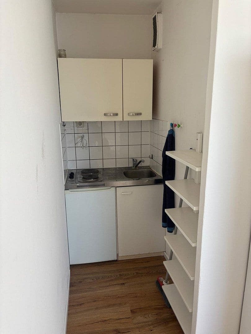 Prenájom bytu 1-izbový 20 m², Mannheim, Bádensko-Wurttembersko Prenájom bytu 1-izbový 20 m², Mannheim, Bádensko-Wurttembersko
