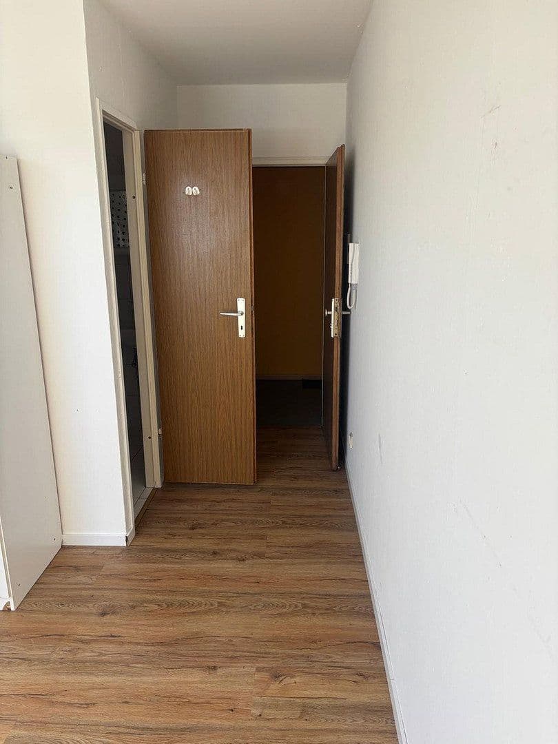 Prenájom bytu 1-izbový 20 m², Mannheim, Bádensko-Wurttembersko Prenájom bytu 1-izbový 20 m², Mannheim, Bádensko-Wurttembersko