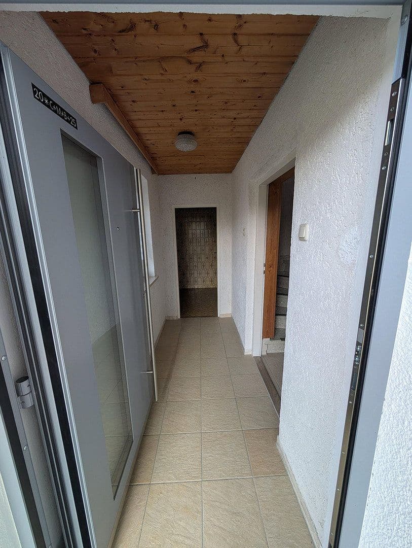 Predaj domu 220 m², pozemok 986 m², Niederwinkling, Bavorsko Predaj domu 220 m², pozemok 986 m², Niederwinkling, Bavorsko