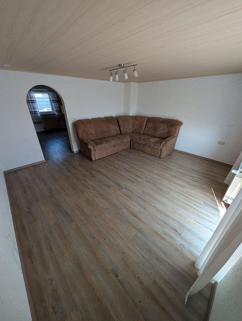 Predaj domu 220 m², pozemok 986 m², Niederwinkling, Bavorsko Predaj domu 220 m², pozemok 986 m², Niederwinkling, Bavorsko