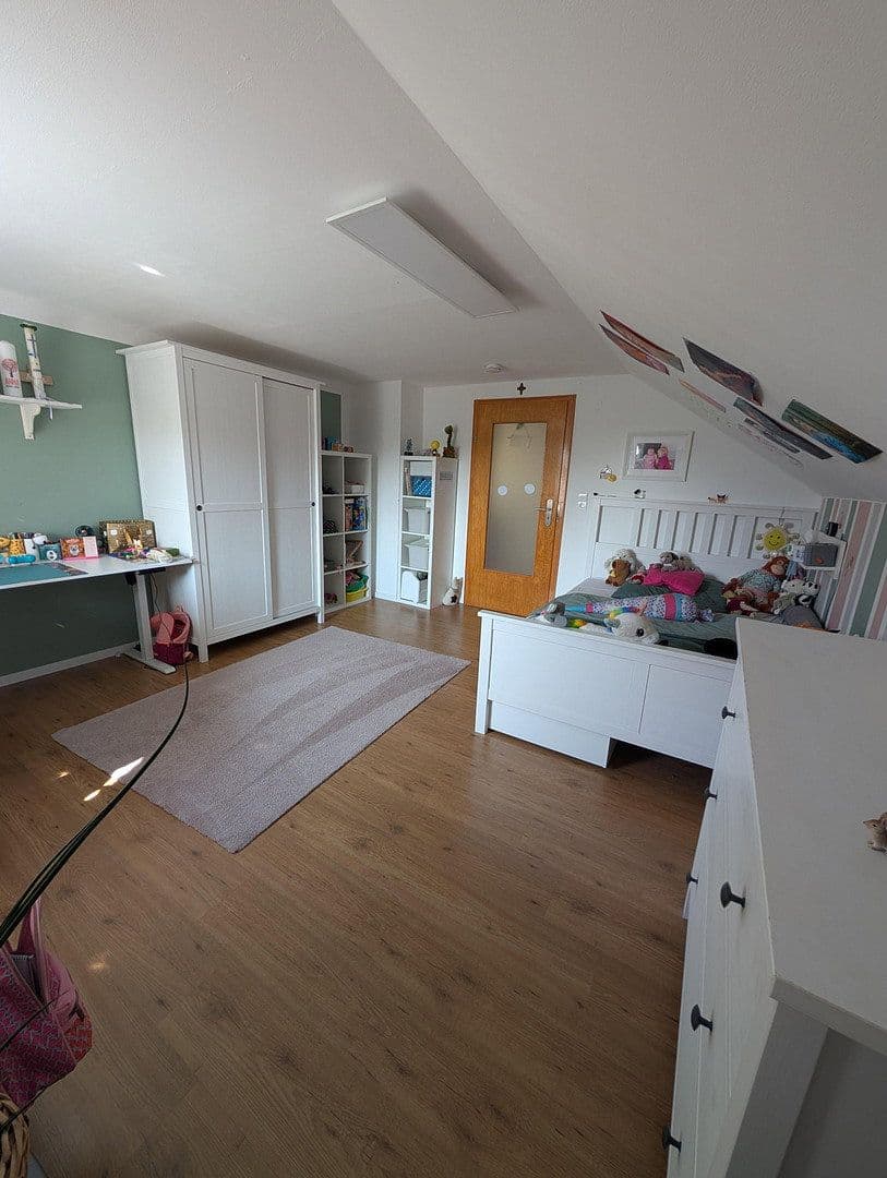 Predaj domu 220 m², pozemok 986 m², Niederwinkling, Bavorsko Predaj domu 220 m², pozemok 986 m², Niederwinkling, Bavorsko