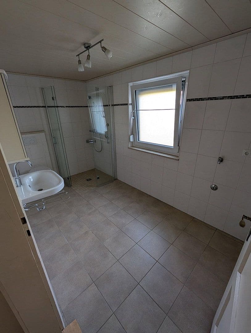 Predaj domu 220 m², pozemok 986 m², Niederwinkling, Bavorsko Predaj domu 220 m², pozemok 986 m², Niederwinkling, Bavorsko
