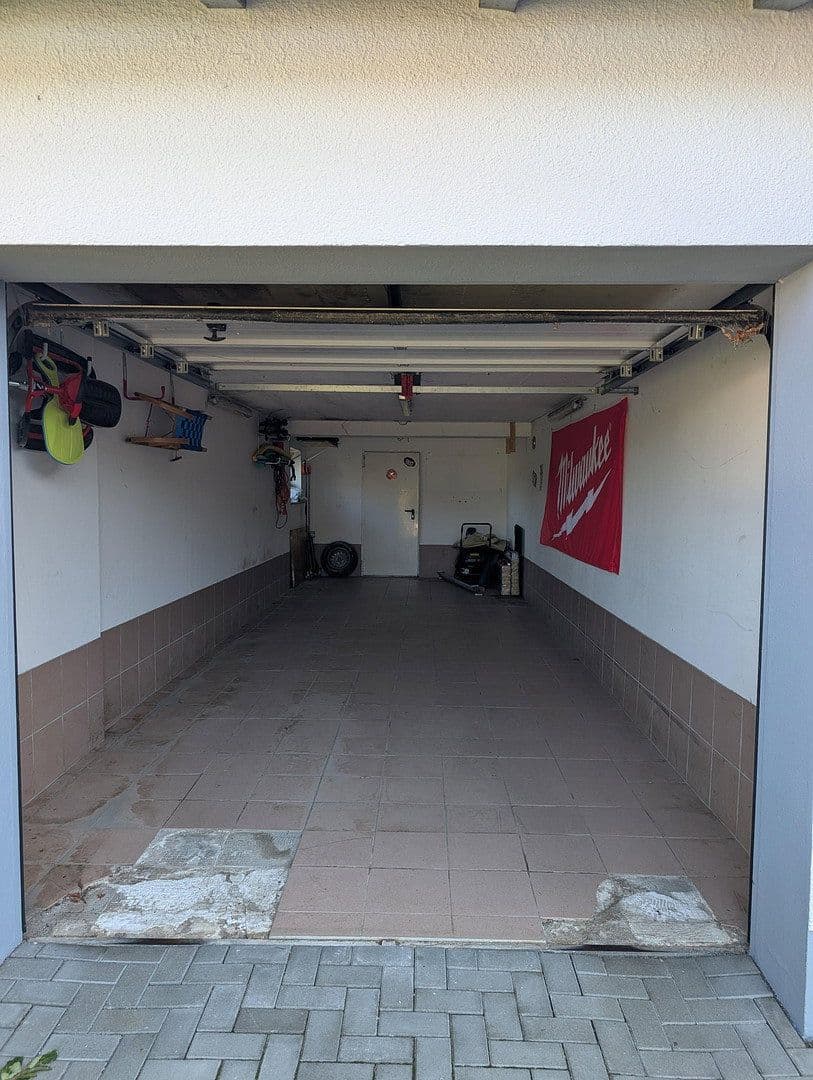 Predaj domu 220 m², pozemok 986 m², Niederwinkling, Bavorsko Predaj domu 220 m², pozemok 986 m², Niederwinkling, Bavorsko