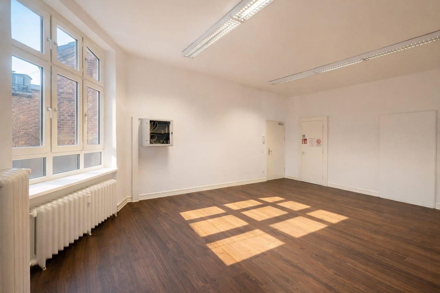 Prenájom kancelárie 105 m², Kirchfeldstraße 149, Düss, Severné Porýnie - Westfálsko Prenájom kancelárie 105 m², Kirchfeldstraße 149, Düss, Severné Porýnie - Westfálsko